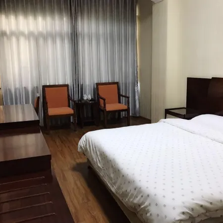 lujiang binghe hotel