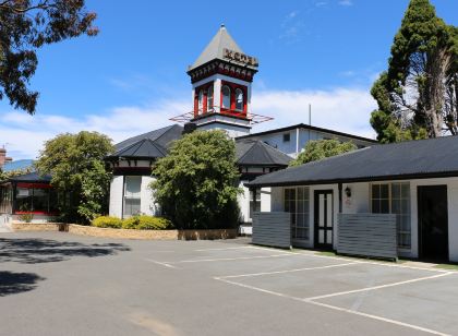 Hobart Tower Motel