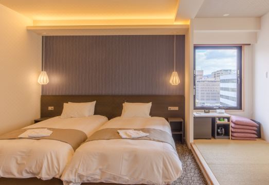 5. 호텔 엠스 플러..