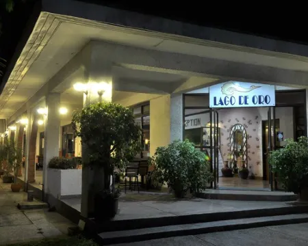 Lago de Oro Hotel & Wakepark Hotels in Calatagan