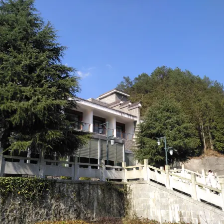Langyuan Hotel