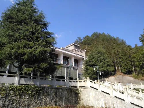 Langyuan Hotel Hotels in Shuangpai