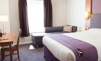 Premier Inn London Ealing