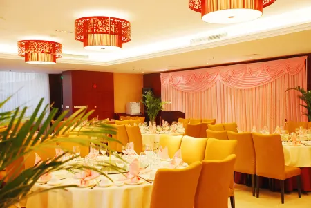 Jiangxi Gongqing Hotel
