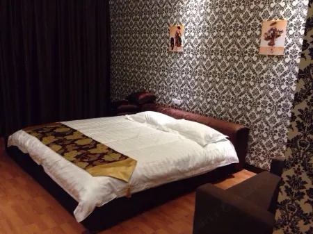 Yongshan Yulou Hotel Отели рядом с достопримечательностью «Yongshan Passenger Transport Terminal (Post Hotel West)»