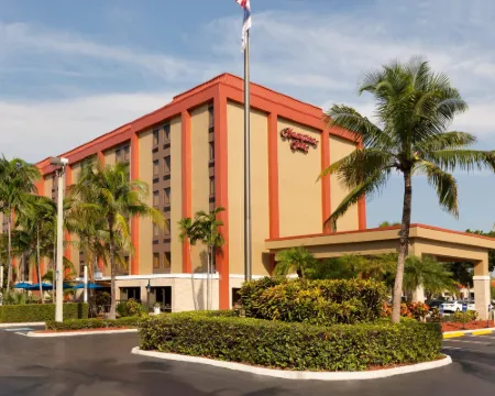 ハンプトン  イン マイアミ エアポート ウエスト ドラールのホテル