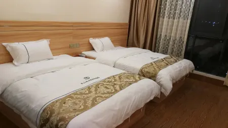 Four Seasons Business Hotel Отели в г. Феншань