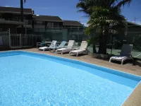 Anchorbell Holiday Apartments - Airport Shuttle