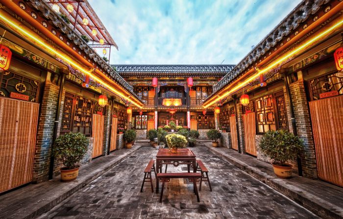 Red Lantern Inn