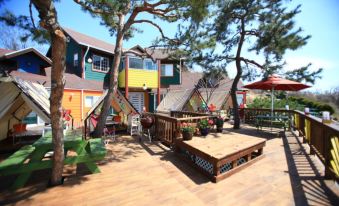 Taean (Anmyeondo) Polaris Pension