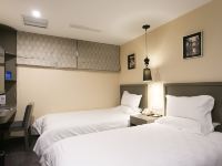 厚道酒店(北京东直门店) - 标准双床房