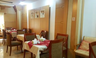 Little Brick Saigon Hotel