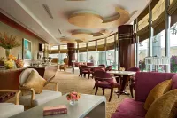 Sheraton Guiyang Guihang Hotel (Jiaxiu Tower Qingyun Market Store) - 5-Star