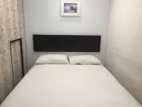 Apple Inn Hotel Hotels in Merbok