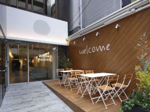 White Hostel Shinsaibashi