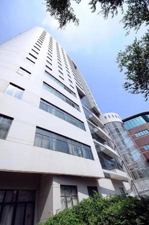 Gubei Garden Hotel Отели рядом с достопримечательностью «Xinhongqiao Center Park»