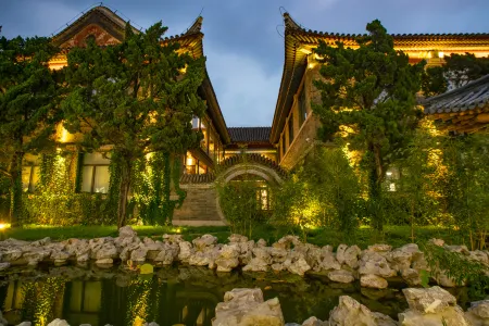 Shan Hai Guan Xianting Calligraphy Hotel（Ancient City Scenic Area) Отели рядом с достопримечательностью «Old Dragon's Head»