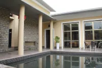 Yushuigu Hot Spring Hotel - Rooftop Pools