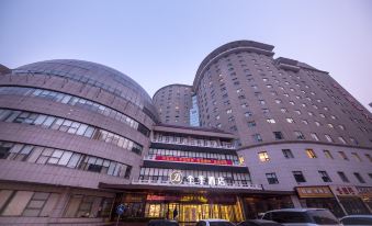 4. Ji Hotel..