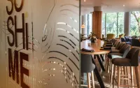Hennessy Park Hotel - breakfast