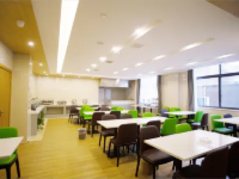 GreenTree Inn (Suzhou Si County Luanhe Avenue) Hotels in Si County