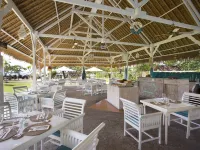 Sol Benoa Bali All Inclusive Hoteles cerca de Playa Geger