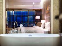 河源和航伯尔盛国际酒店 - 豪华公寓双床房
