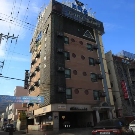 Brown Hotel