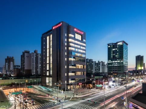 Ramada by Wyndham Seoul Sindorim
