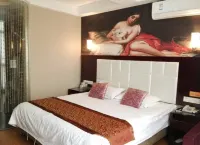 Shangri-La Hotel