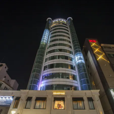 Gangneung Tourist Hotel Отели рядом с достопримечательностью «Фантазийный музей чашек»