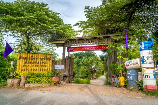 The Antique Riverside Resort Ratchaburi Room Reviews Photos Ban Pong District 2021 Deals Price Trip Com