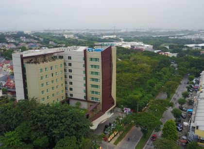 Hotel Ayola Lippo Cikarang