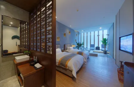 Emei Mountain ROYAL·Yuzquan Bay Hot Spring Hotel