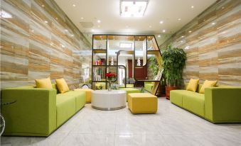 Chonpines Hotel (Beijing Daxing Airport & Caoqiao subway station)