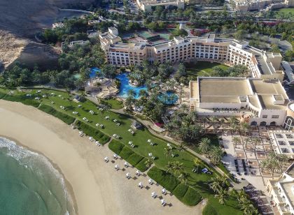 Shangri-La Al Husn Resort and Spa