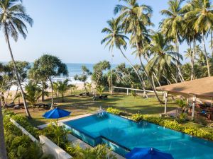 Lanka Beach Bungalows