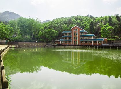 安陸白兆山賓館