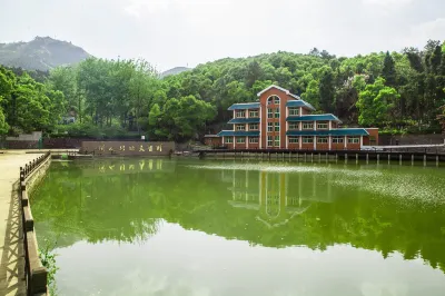 Baizhao Mountain Hotel Hotel a Anlu