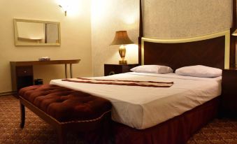 Eram Grand Hotel