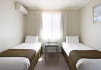 Pinnacle Apartments Hotel a Griffith
