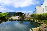 Qishu Fairyland lnternational Hotel