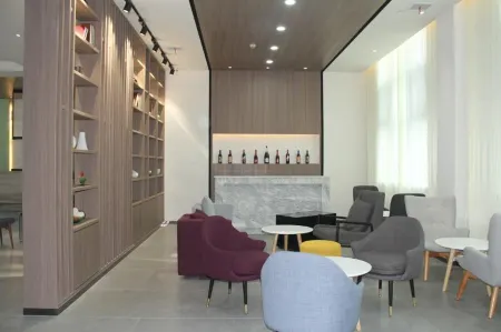 Jinjiang Inn Select (Taixing Runtai South Road) Отели рядом с достопримечательностью «Drum Tower Square»