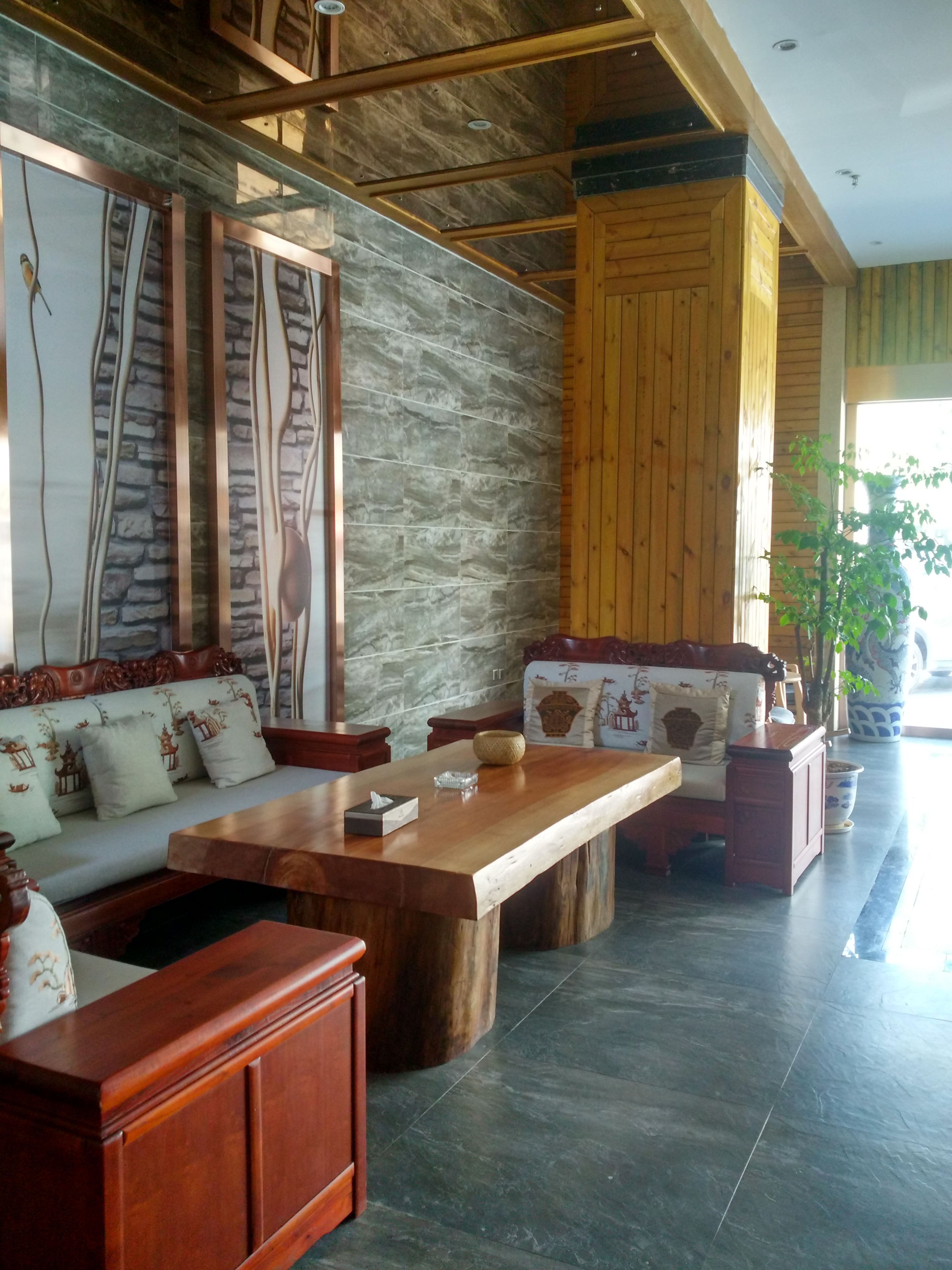 Qiongdu Hotel Over view