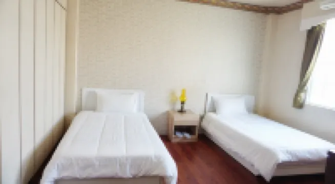 Red Roof Homestay