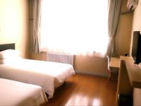 青岛汉普顿酒店 - 标准双床房