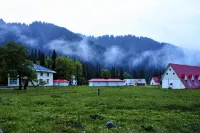 Aketasi Resort Hotels near Baili Gallery