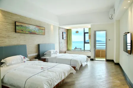 Junlin Seascape Holiday Hotel (Yangxi Shabawan Haitian Beach Branch)