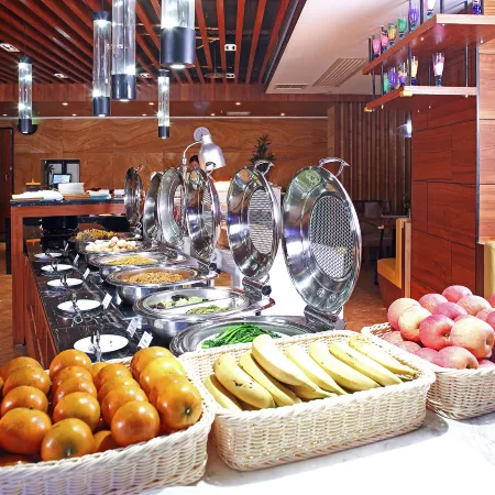 UEASY Hotel (Liuzhou Yaobu Ancient Town The Mixc)