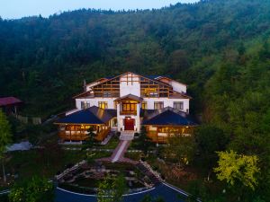 Liling Maple Valley Danfeng Hotel